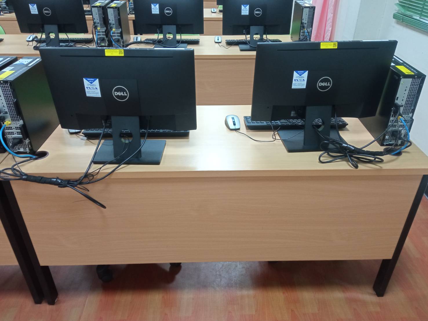 RMUTT | โต๊ะคอมพิวเตอร์ ขนาด 1600x600x750 มม.